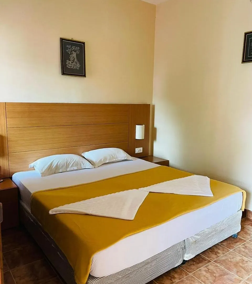 Shiny Spices Homes Thekkady Bed & Breakfast